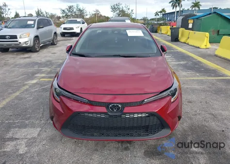 2022 Toyota Corolla Le z USA, uszkodzony, nr VIN JTDEPMAE1NJ228254